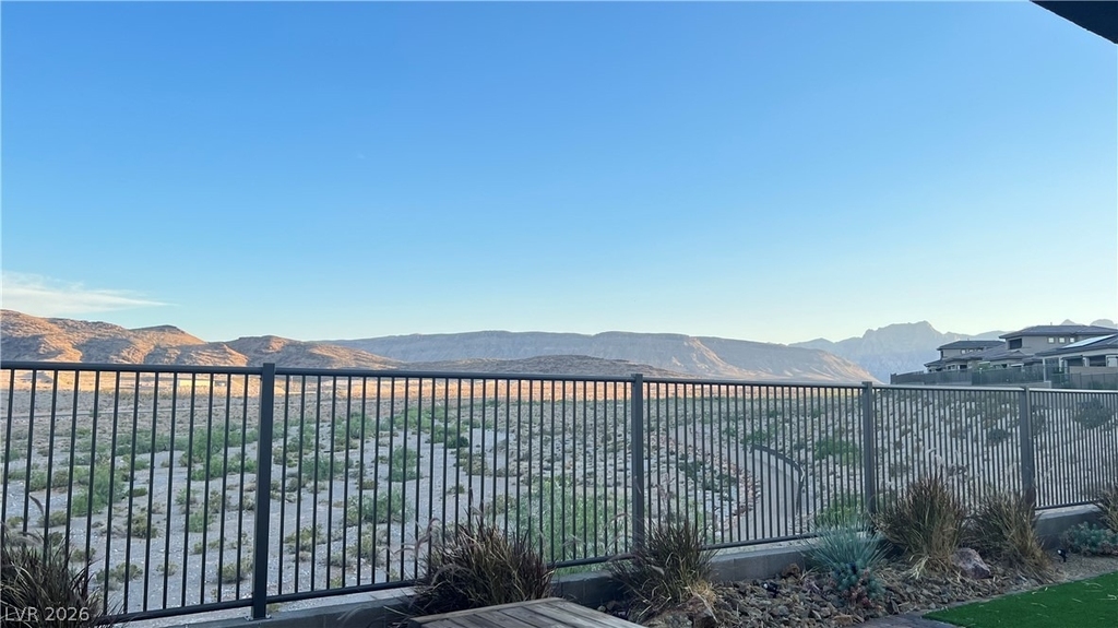 12389 Valley Chase Avenue - Photo 24