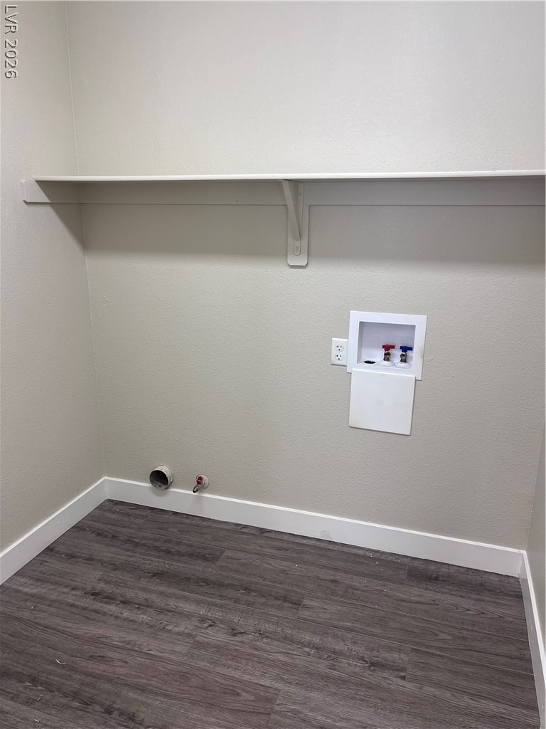 8711 Harwich Avenue - Photo 14