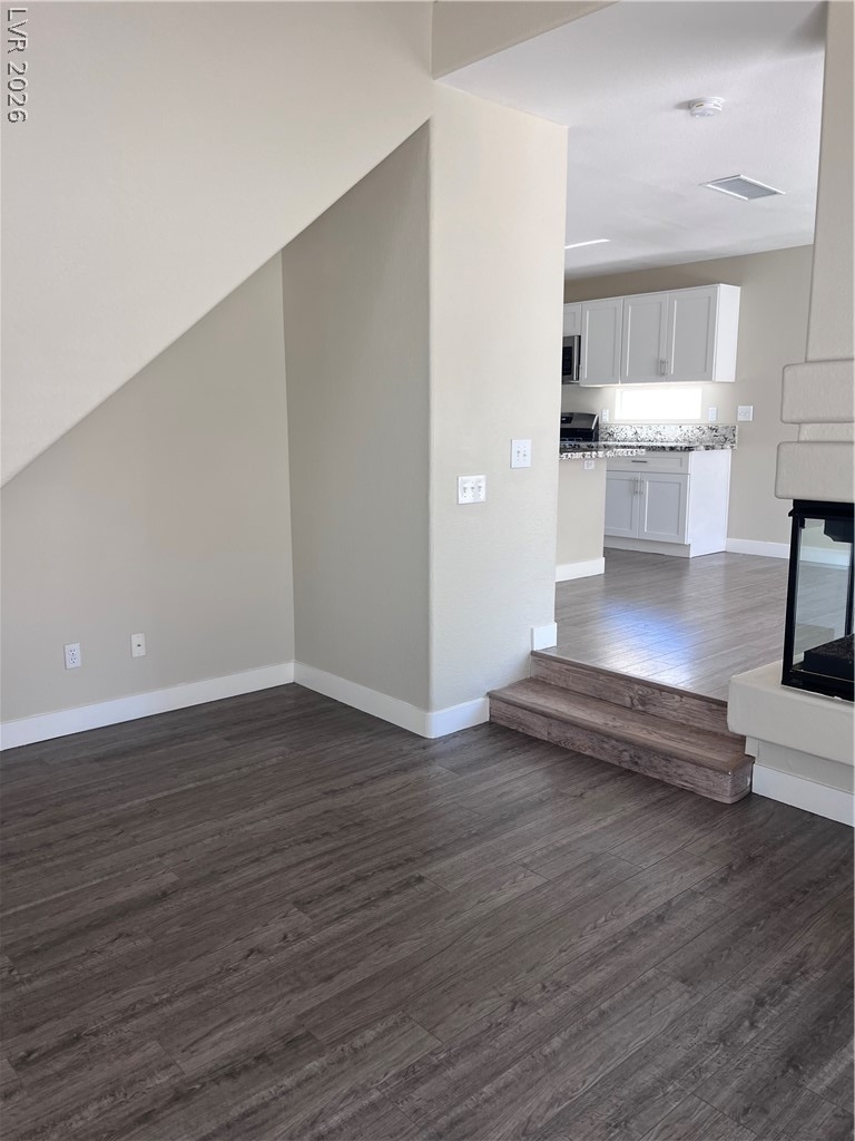8711 Harwich Avenue - Photo 9