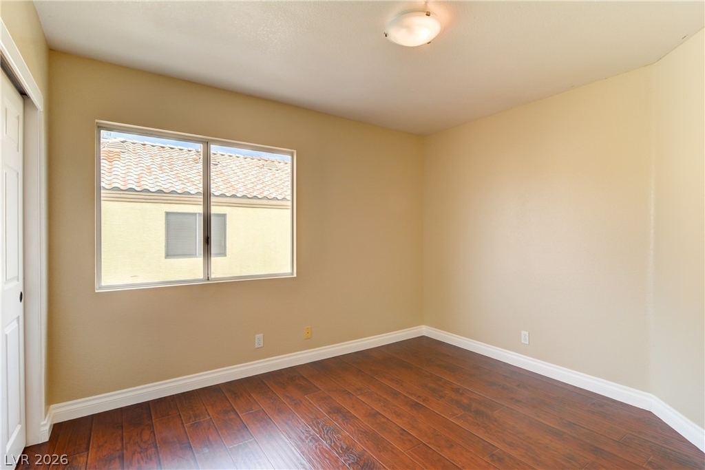 2069 Sapphire Valley Avenue - Photo 9
