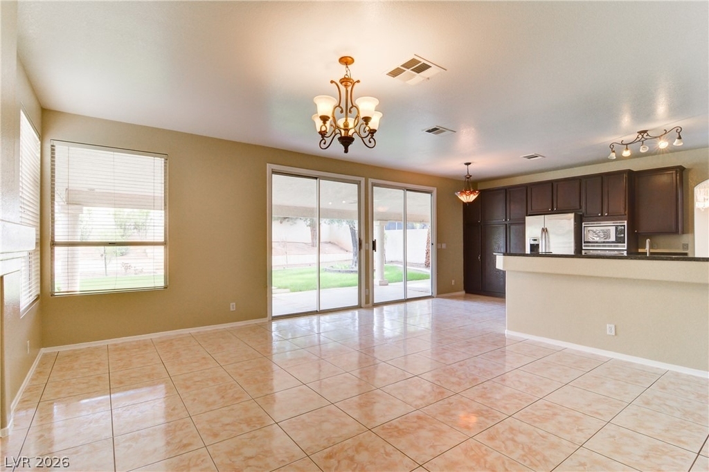 2069 Sapphire Valley Avenue - Photo 4