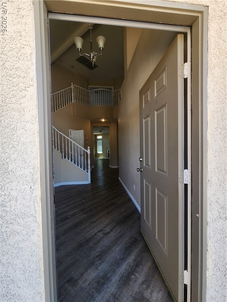 7748 Cascade Bluffs Court - Photo 3