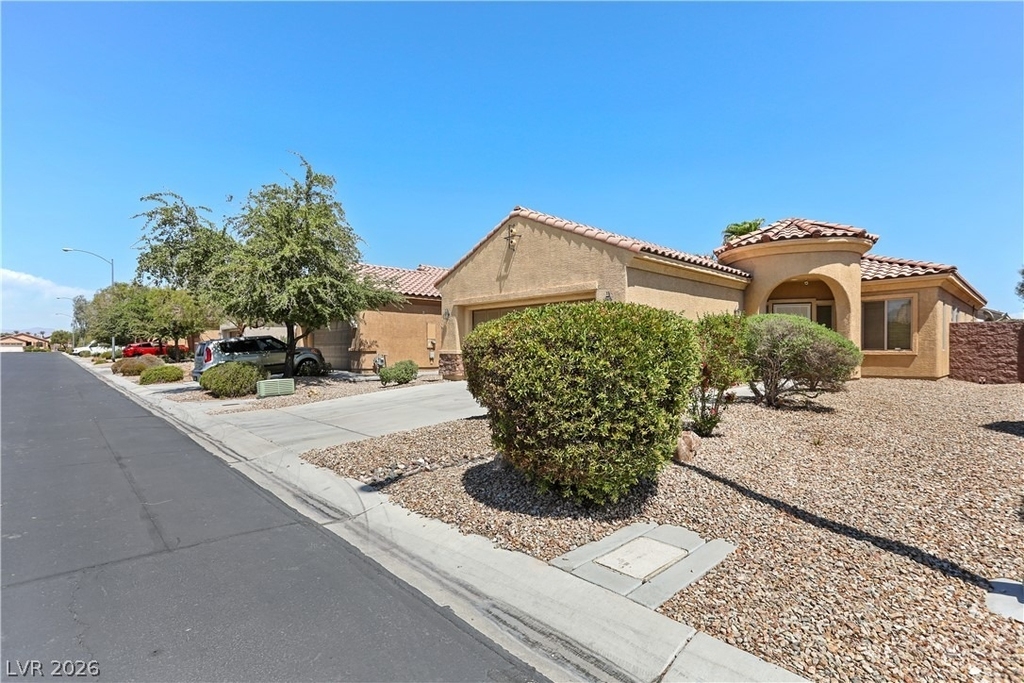 4018 Tanning Street - Photo 2