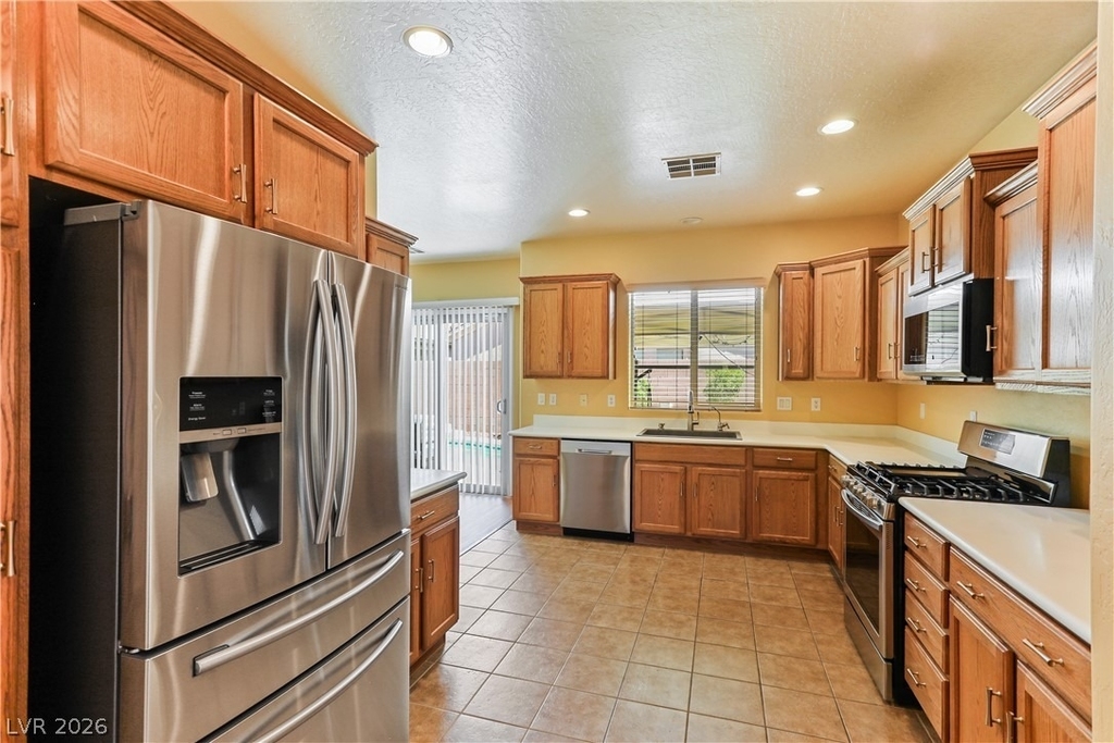 4018 Tanning Street - Photo 9