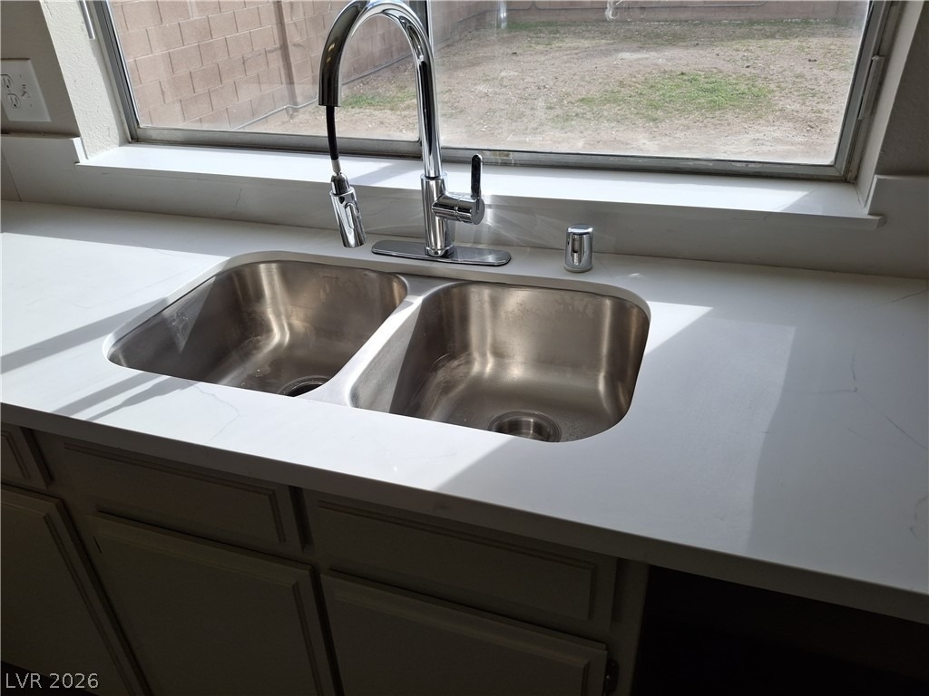 126 Elegante Way - Photo 9