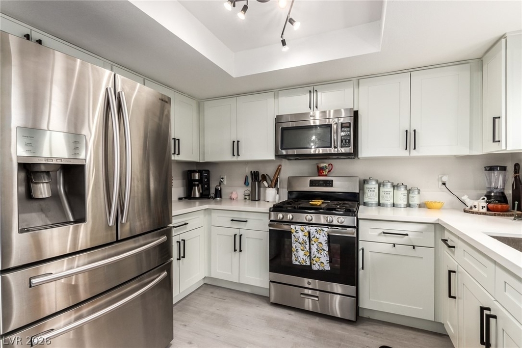 5776 Yerington Avenue - Photo 8
