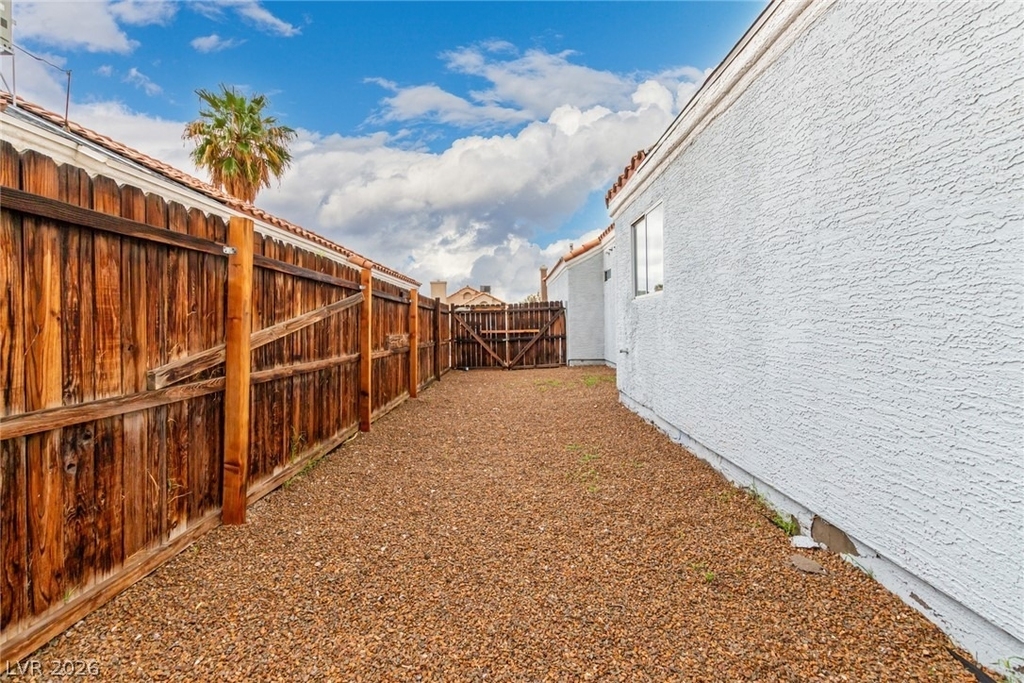 5776 Yerington Avenue - Photo 25