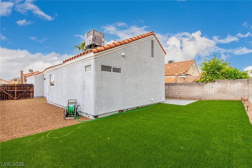 5776 Yerington Avenue - Photo 23