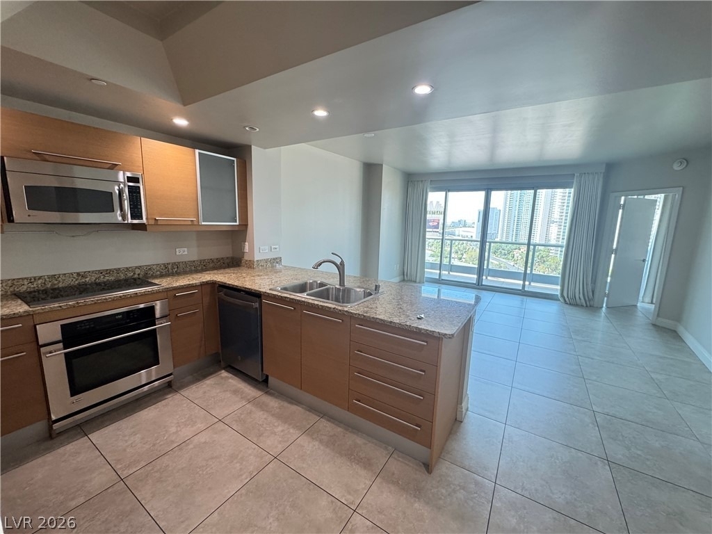 222 Karen Avenue - Photo 3