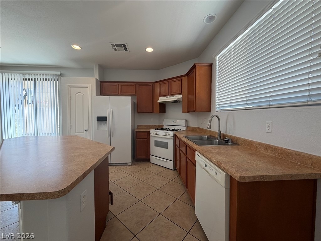 3525 Remington Grove Avenue - Photo 6