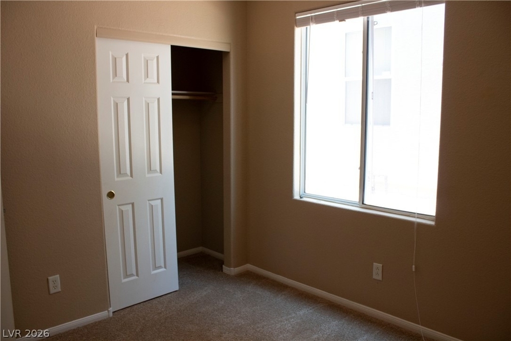 9557 Gibbon Avenue - Photo 7