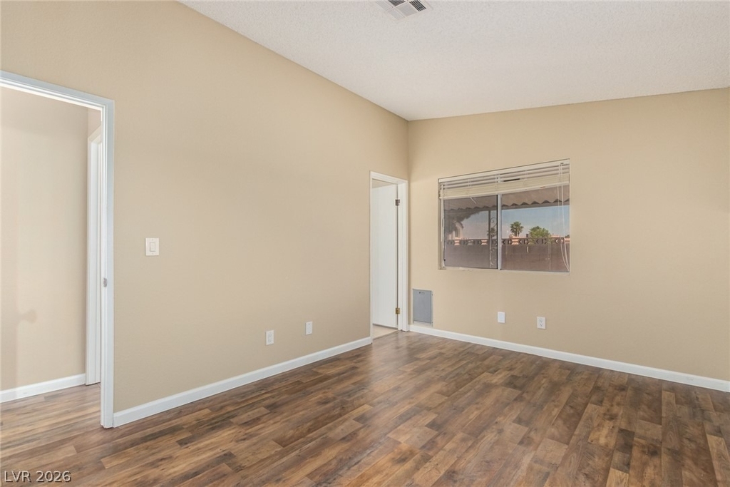 616 Jonathan Glen Way - Photo 17