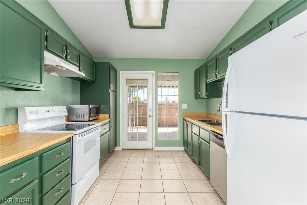 616 Jonathan Glen Way - Photo 10