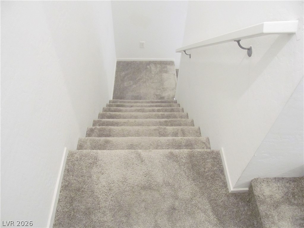 823 Grand Country Avenue - Photo 18