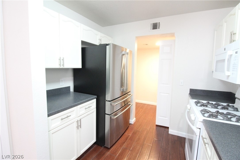 7948 W Nevso Drive - Photo 5