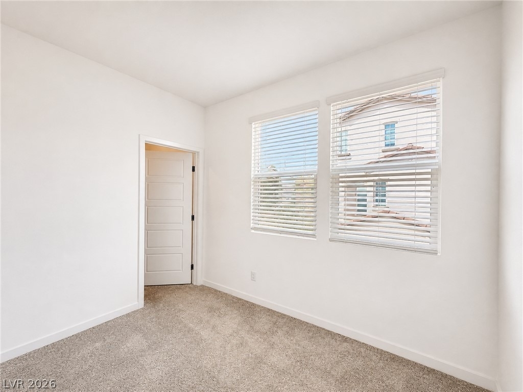 344 Vanda Court - Photo 14