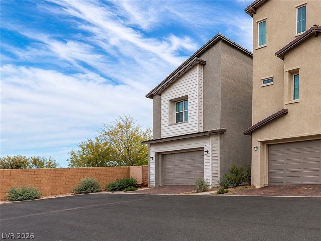 344 Vanda Court - Photo 29