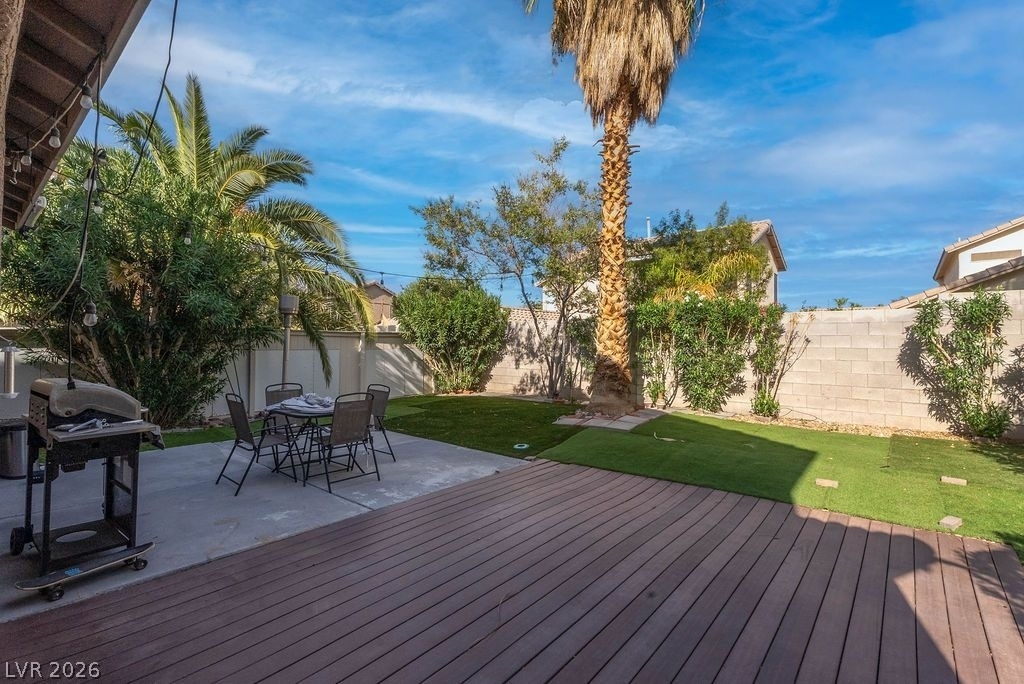 9796 Altadena Street - Photo 35
