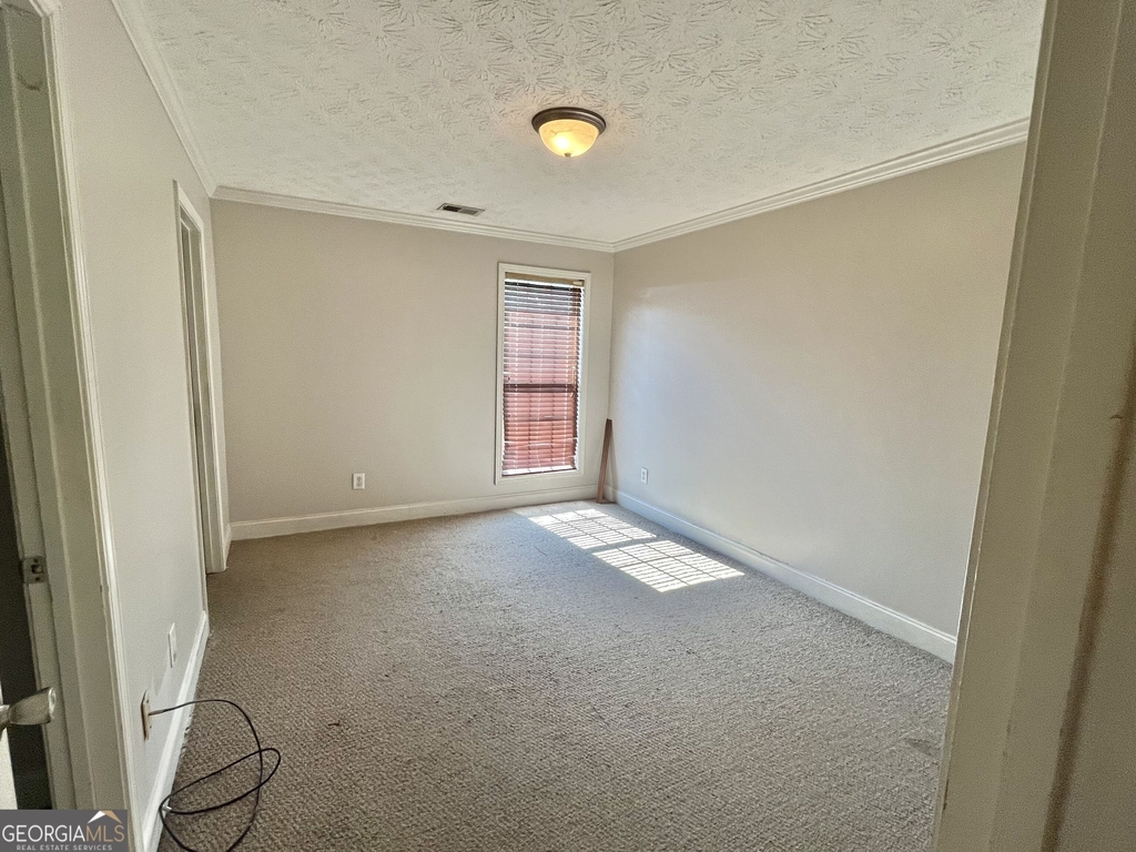 1154 Folkstone Drive - Photo 31