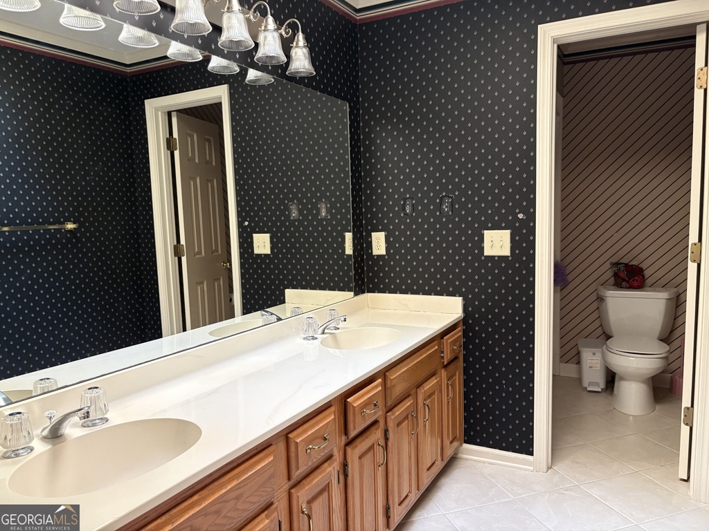 1224 Hunters Drive - Photo 9