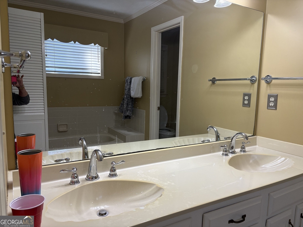 1224 Hunters Drive - Photo 18
