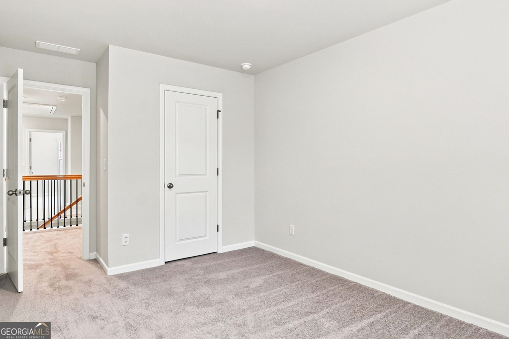 387 Lanier Circle - Photo 18