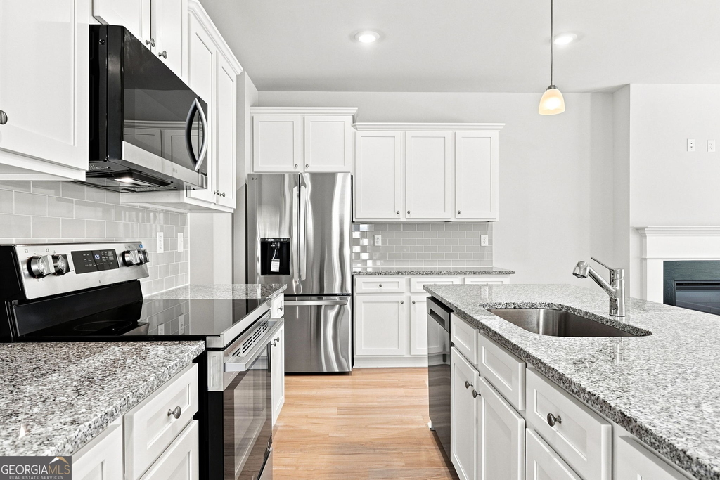 387 Lanier Circle - Photo 9