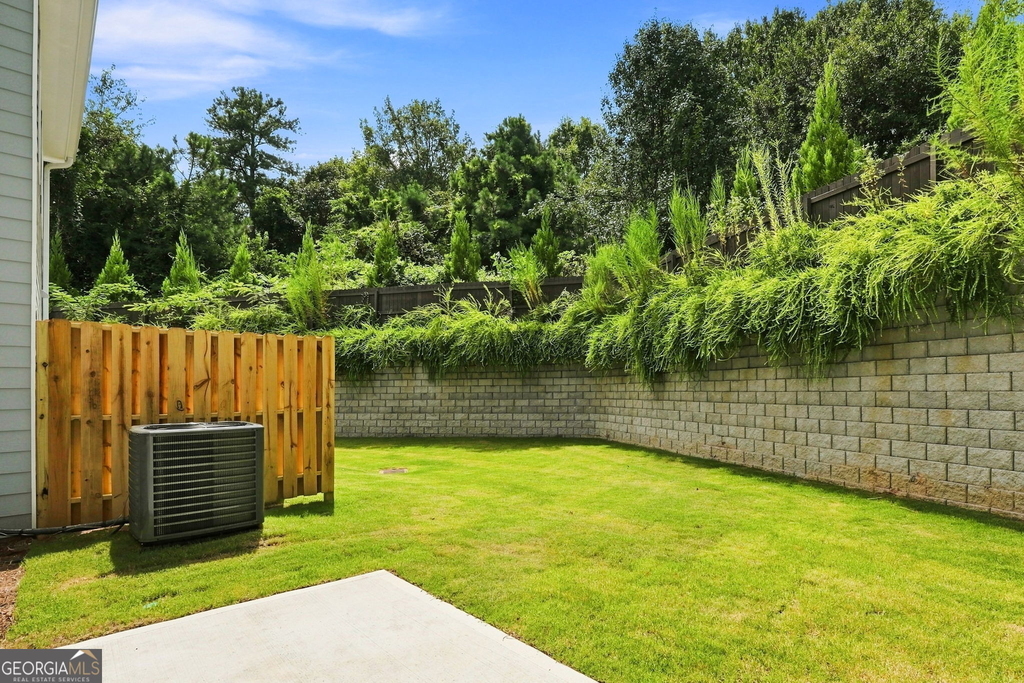 387 Lanier Circle - Photo 24