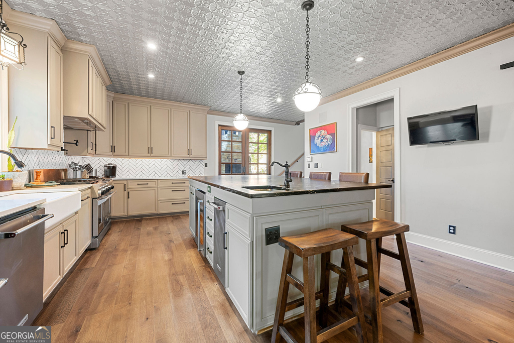 1227 Niles Avenue Nw - Photo 6