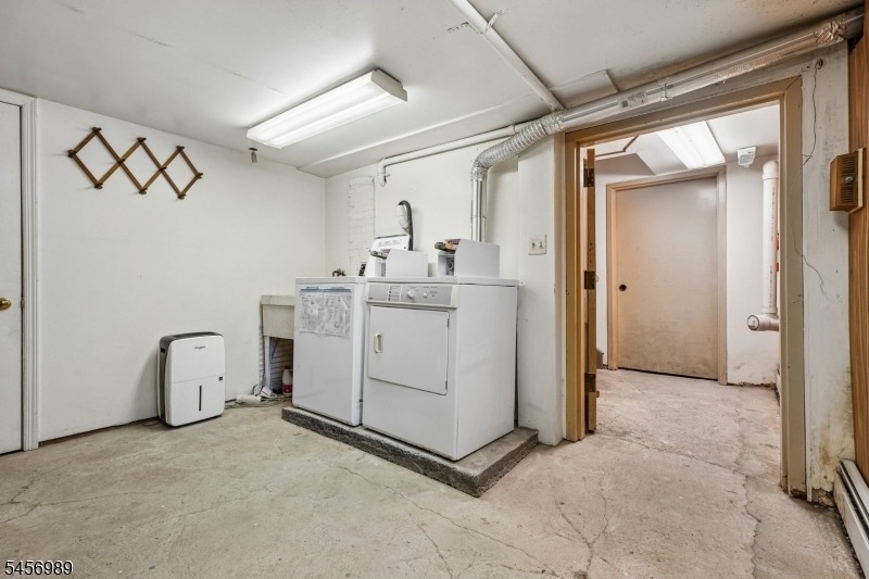 57 Park Ave, Unit B - Photo 15