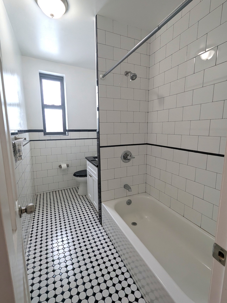 1803 Riverside Drive - Photo 10
