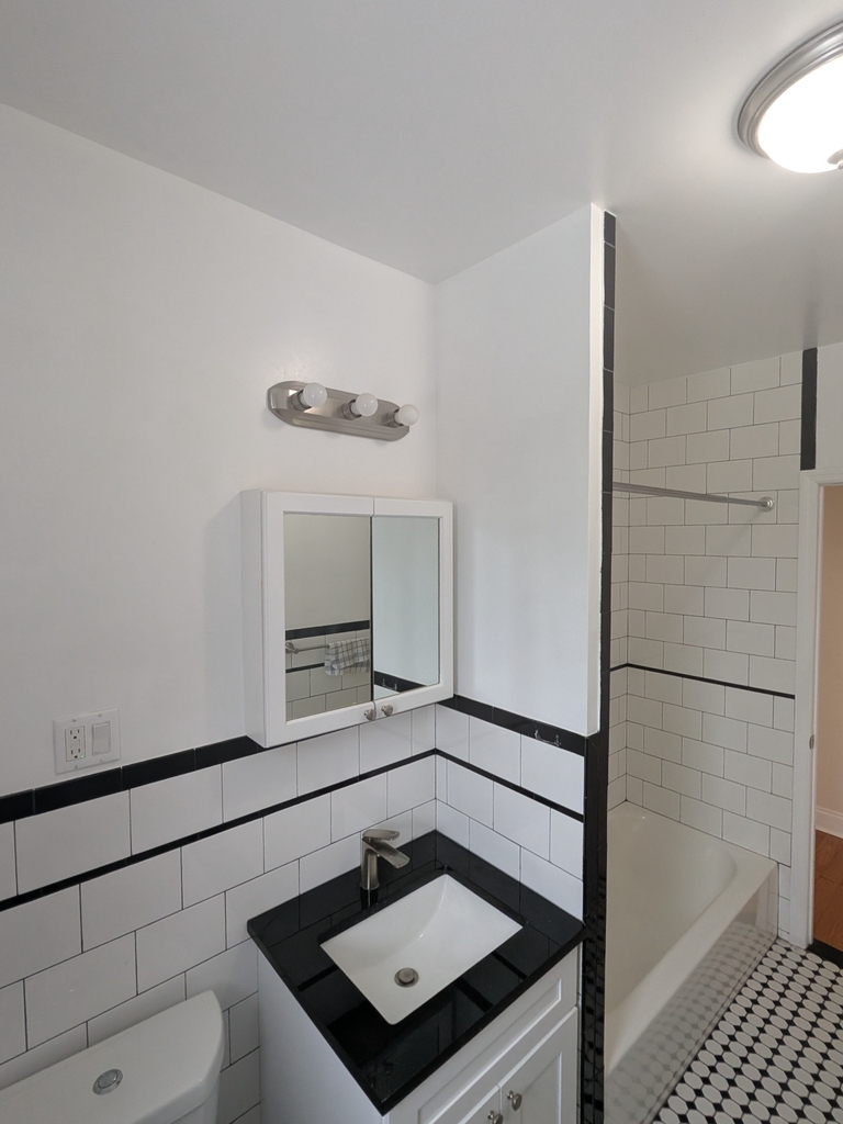 1803 Riverside Drive - Photo 11