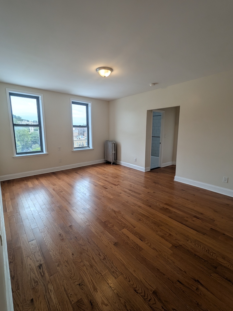 1803 Riverside Drive - Photo 6