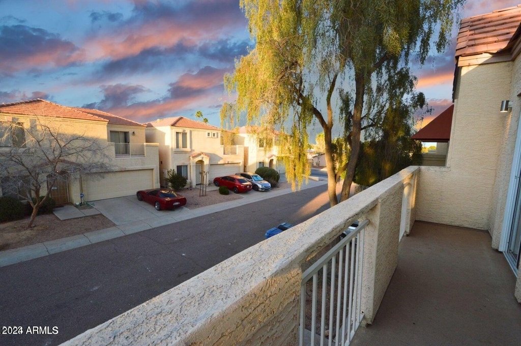 1023 W Janice Drive - Photo 7