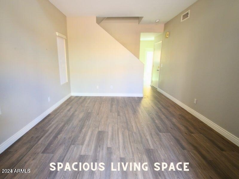 1023 W Janice Drive - Photo 3