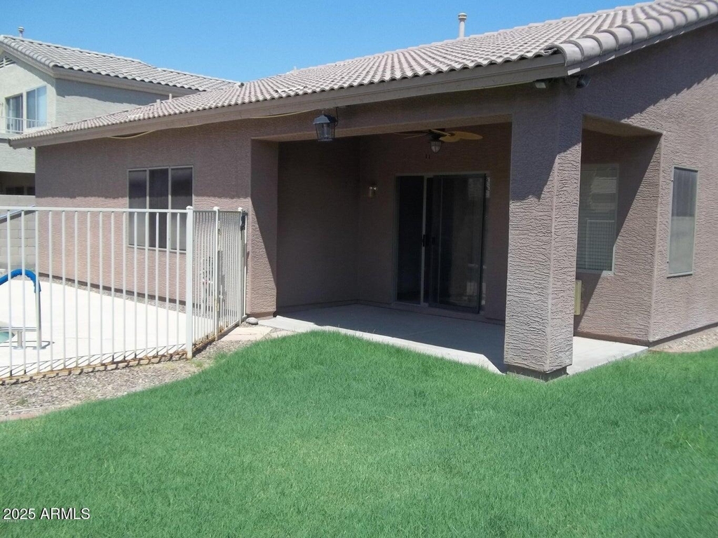 2037 E Riviera Drive - Photo 15