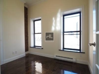 East 106 Street - Photo 2