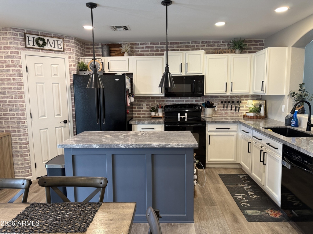 10962 W Manzanita Drive - Photo 9