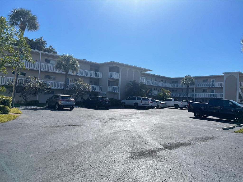 2566 S Garden Drive S - Photo 17