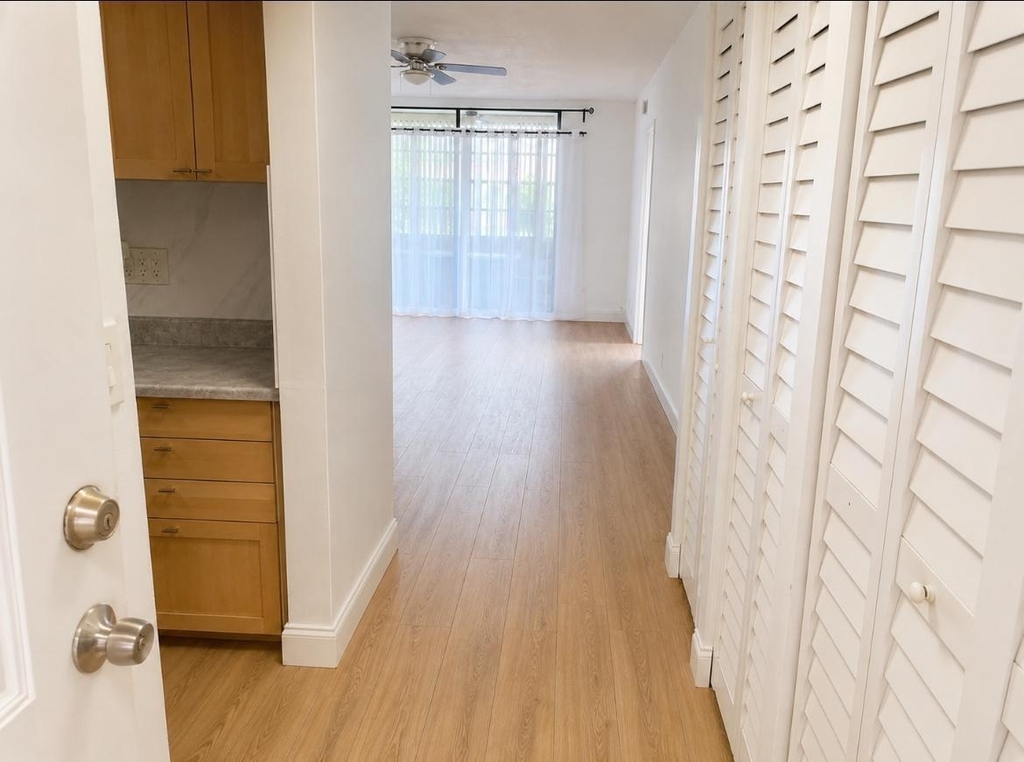 2851 Somerset Drive - Photo 23