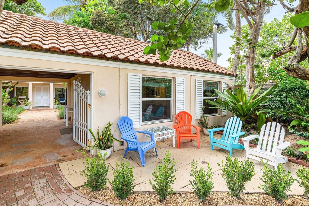 72 S Ocean Boulevard - Photo 1