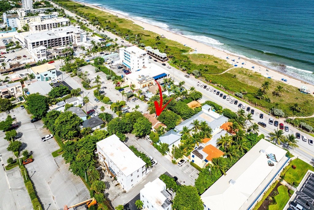 72 S Ocean Boulevard - Photo 0