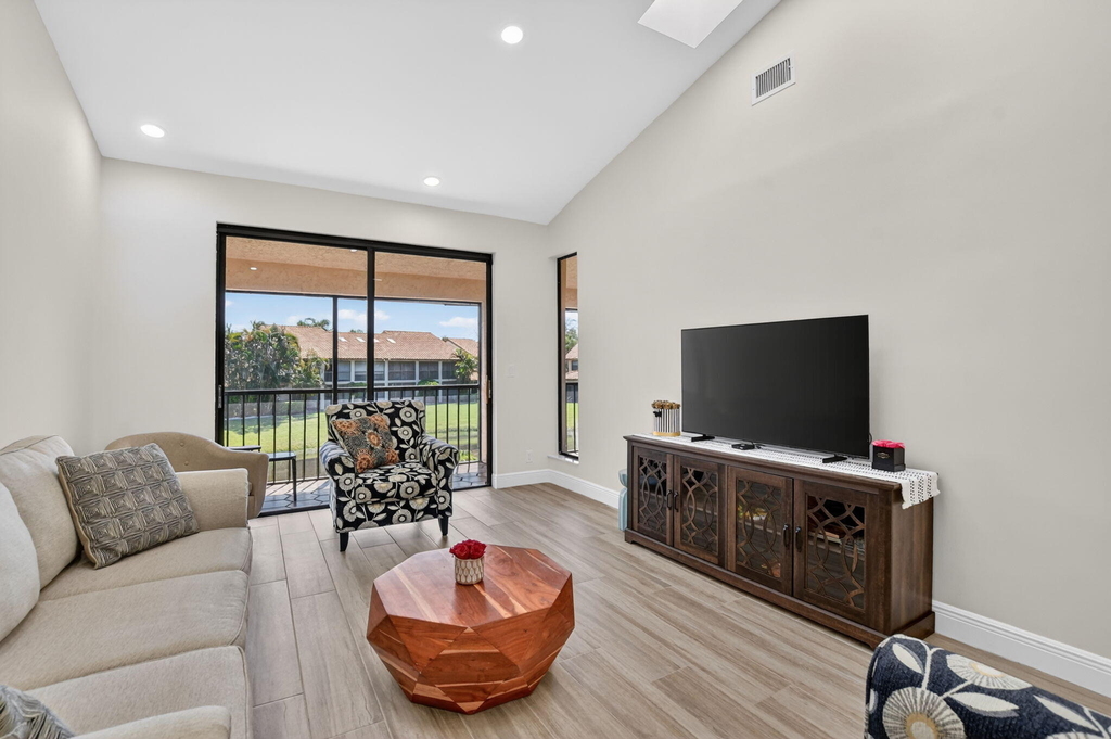 7917 La Mirada Drive - Photo 17