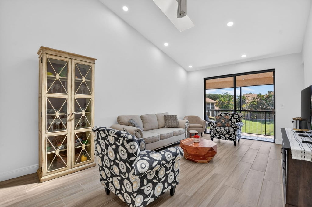 7917 La Mirada Drive - Photo 16