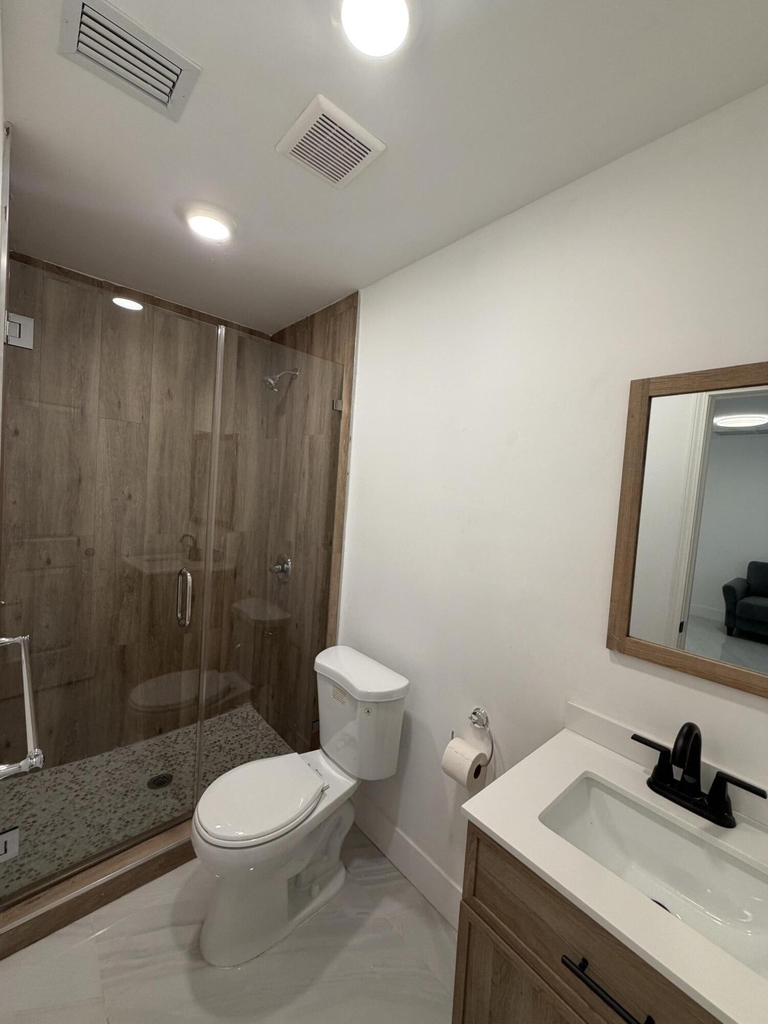 8211 Biscayne Boulevard - Photo 8