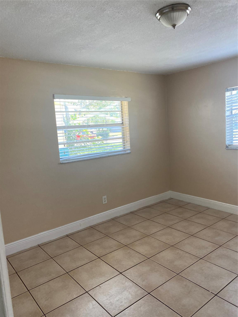 5411 Nw 16th Court - Photo 31