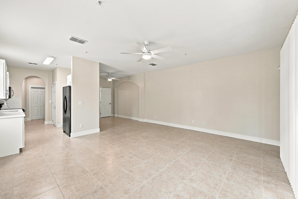 813 Pipers Cay Drive - Photo 10