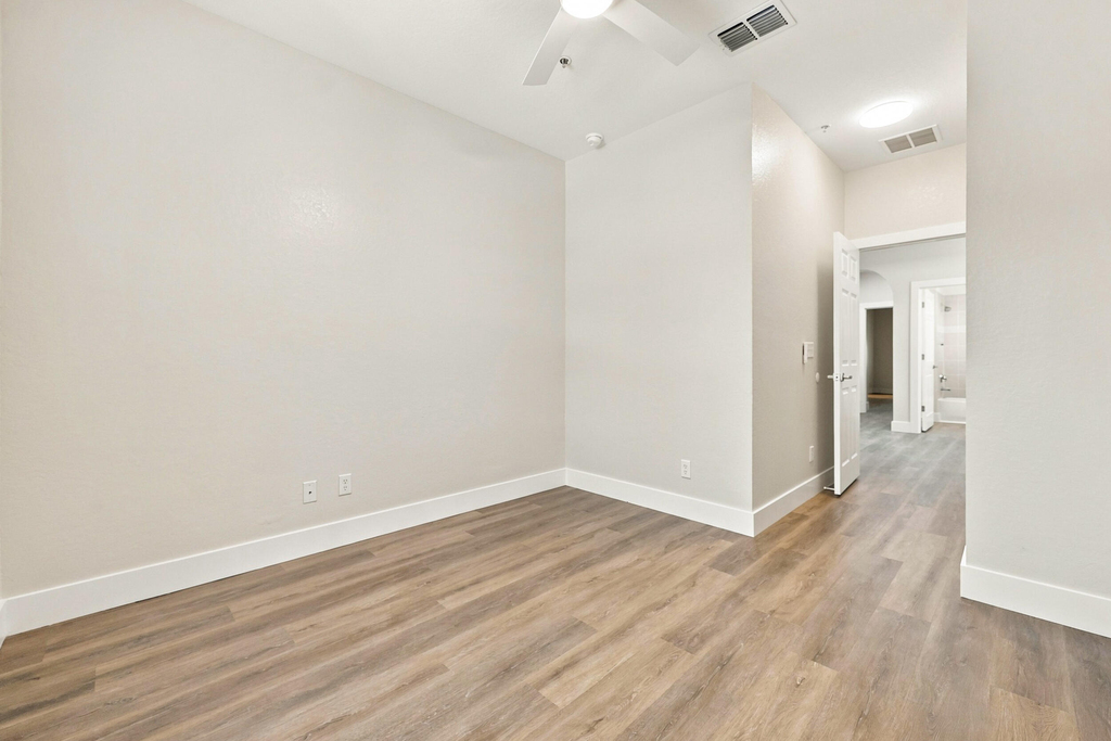 813 Pipers Cay Drive - Photo 26
