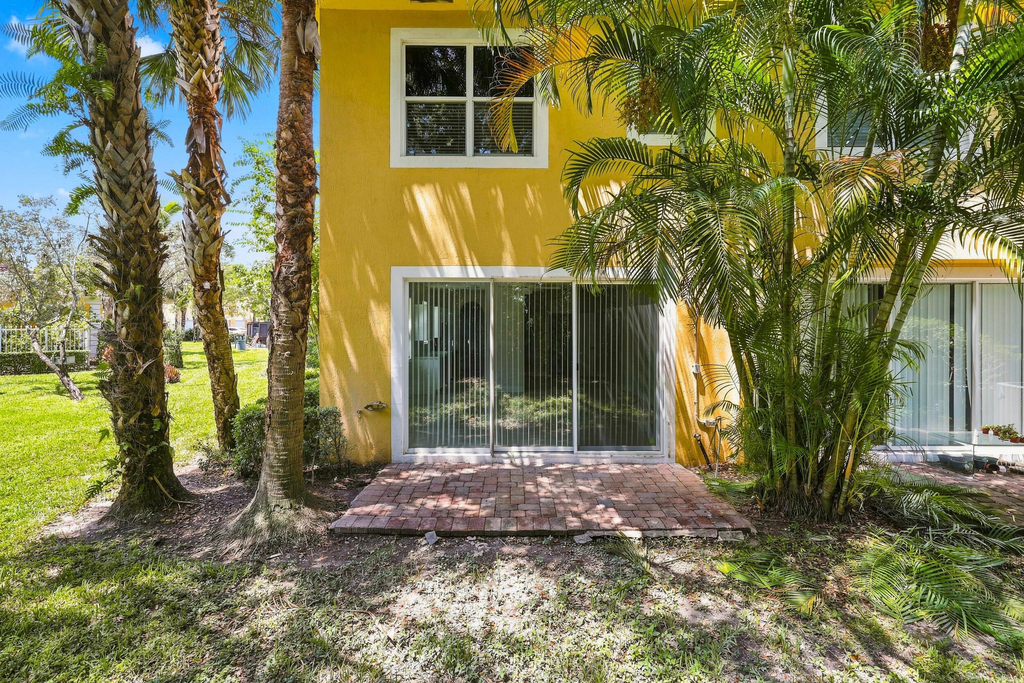 813 Pipers Cay Drive - Photo 30