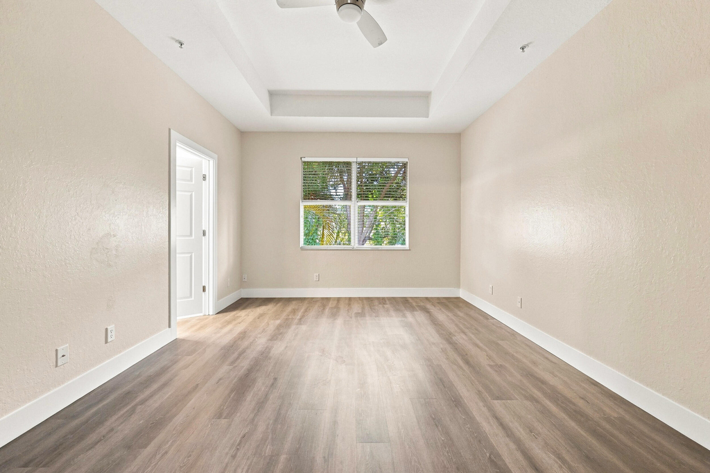 813 Pipers Cay Drive - Photo 14